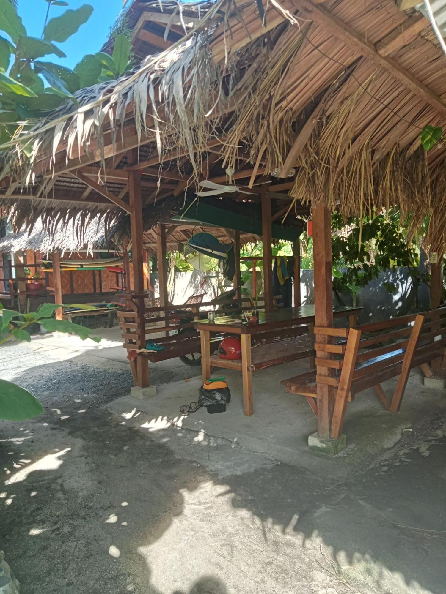Weeroona Huts Homestay Pacifico San Isidro  Luaran gambar